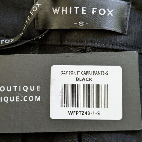 NWT White Fox Day for It Capris Pants Black Size S Cropped Side Slit Stretchy - Picture 6 of 12